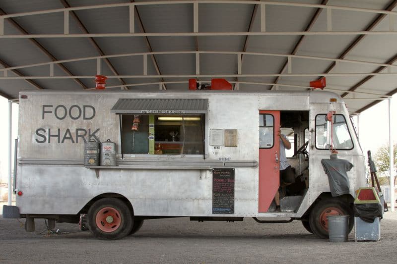 Jake Davis 到訪德州小鎮 Marfa