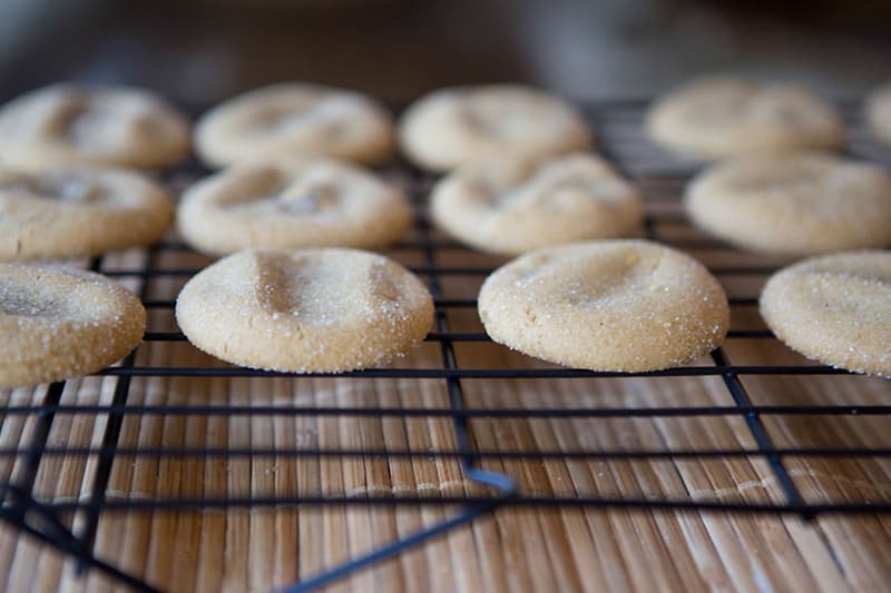 探討專業採用大麻的烘焙師職業生涯幕後故事