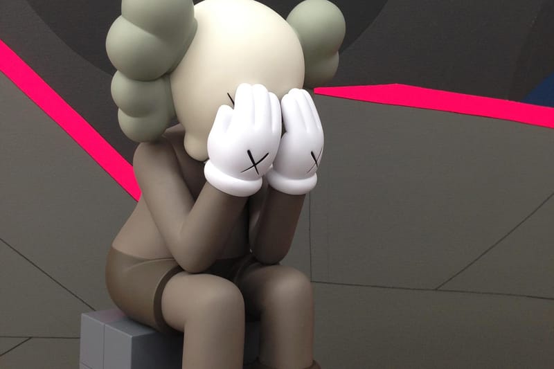 OriginalFake KAWS Companion “Passing Through” Grey