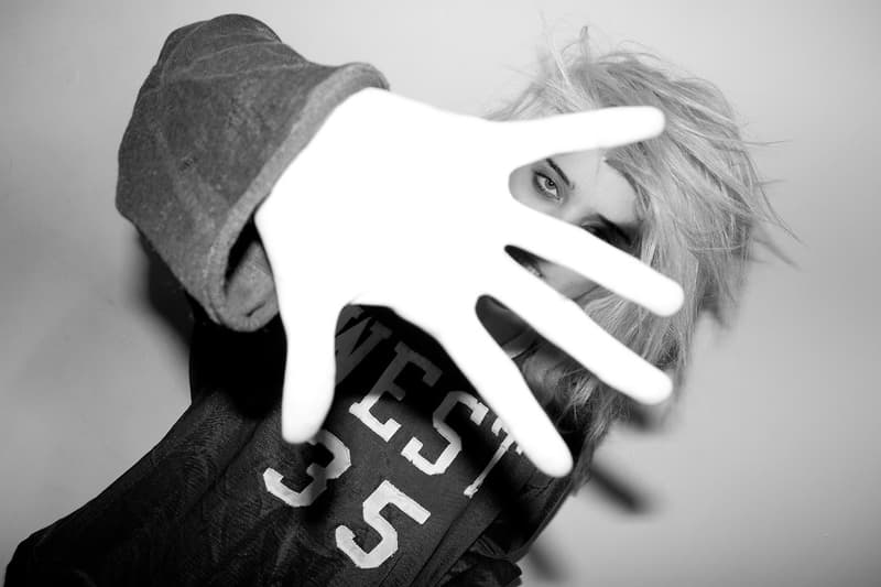 Terry Richardson 為 Sky Ferreira 打造全新造型