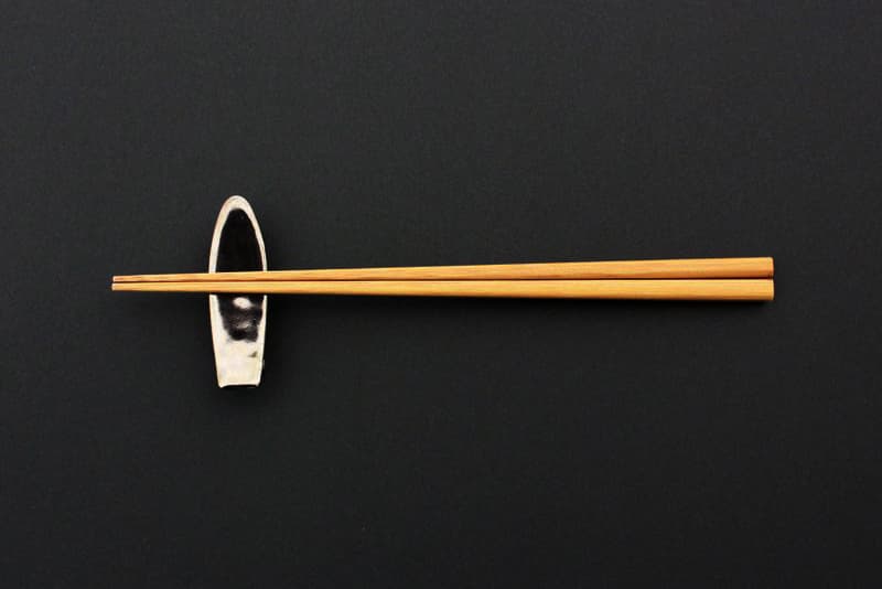 Talky Pika Pika 閃亮滑板造型置筷架