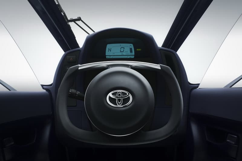 Toyota i-ROAD 電動概念車
