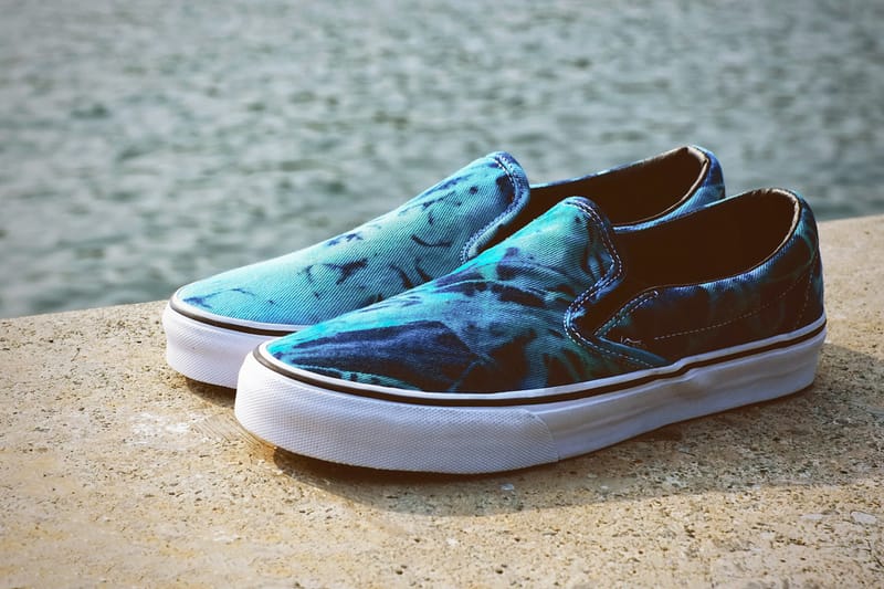 Vans 2013 年春夏季 Classics Slip-On “Tie Dye”