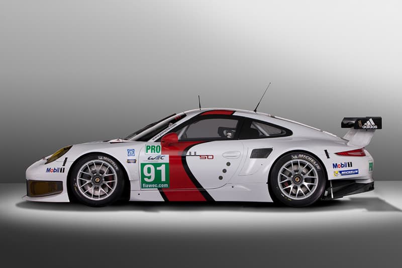 2013 年式樣 Porsche 911 RSR