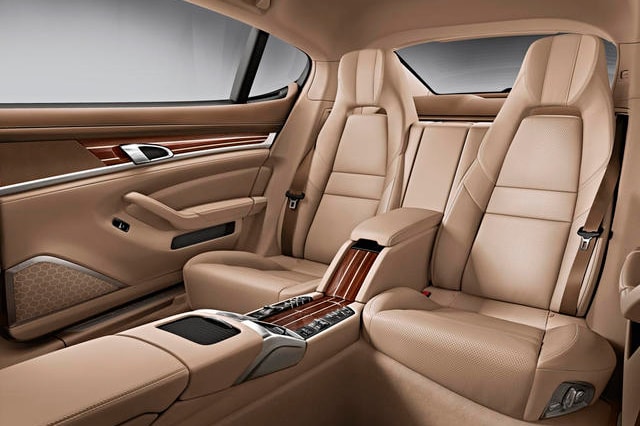 2014 年式 Porsche Panamera S e-Hybrid 亮相