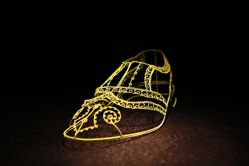 Cathy Miles Wire Shoes 裝置展覽 @ South Place Hotel