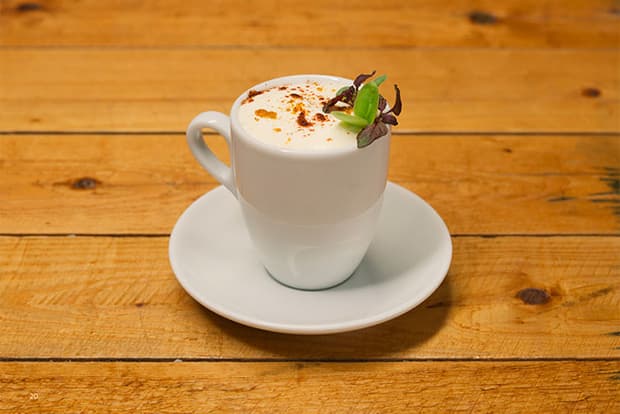 廚師 Misha Sukyas 另類演繹 Stussy 2013 春季系列造型 Lookbook 並分享美食的烹饪過程