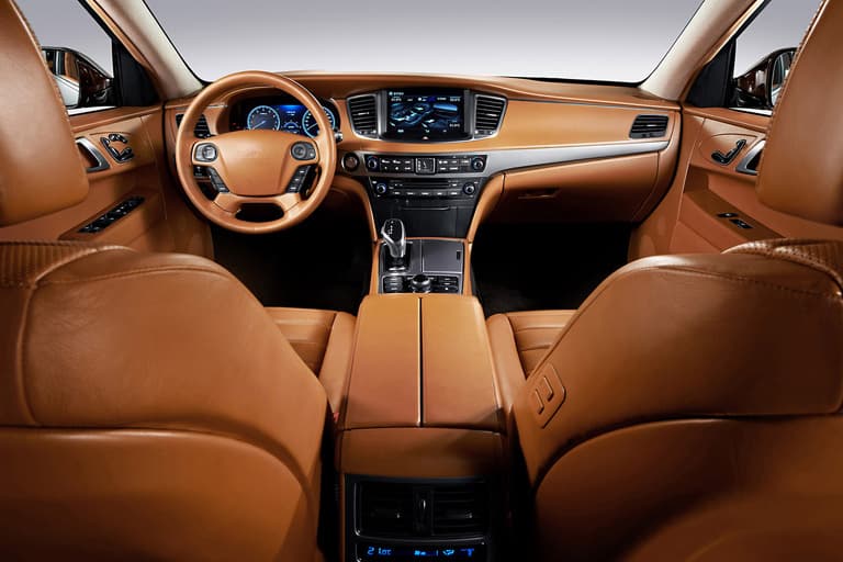 Hermes x Hyundai 聯手打造限量版車型 Equus Concept