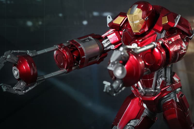 Hot Toys Iron Man 3 Red Snapper Mark XXXV 限量珍藏版玩偶