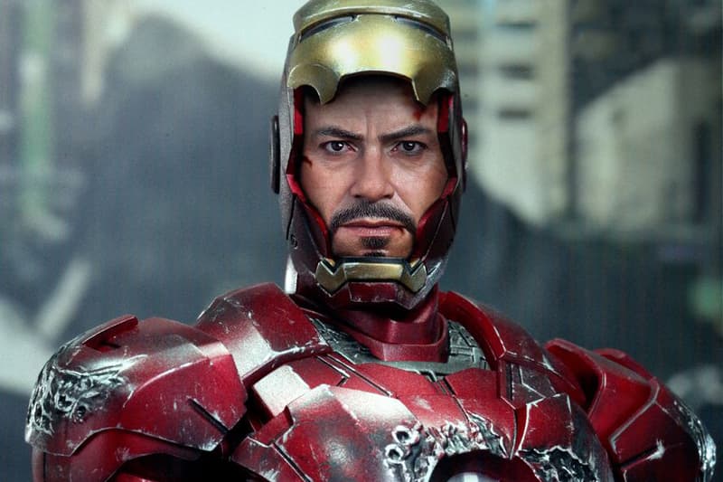 Hot Toys ‘The Avengers’ Iron Man Battle Damaged Mark VII  Mark VII 戰甲戰損版限量珍藏人偶