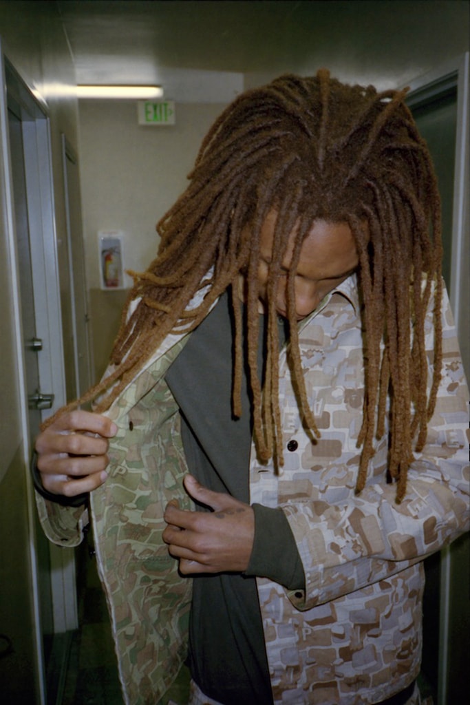 Ian Connor, Anwar Carrots 與 Travi$ Scott 共同演繹 i-D Magazine “BAPE’s Natives” 造型特輯