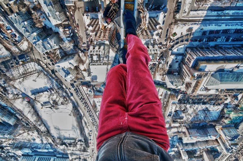 烏克蘭 Mustang Wanted 徒手攀爬各地建築物