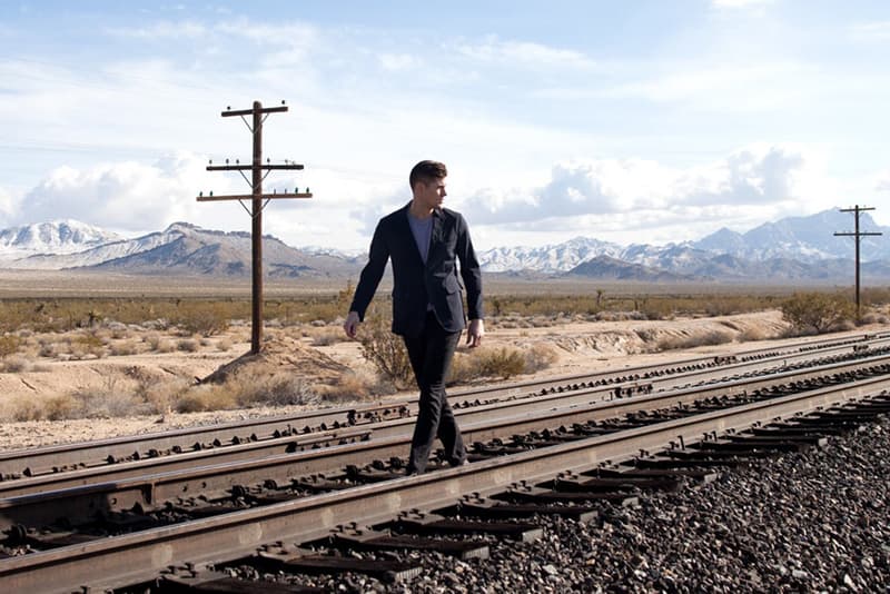 Outlier Ultralight Blazer 輕量機能夾克