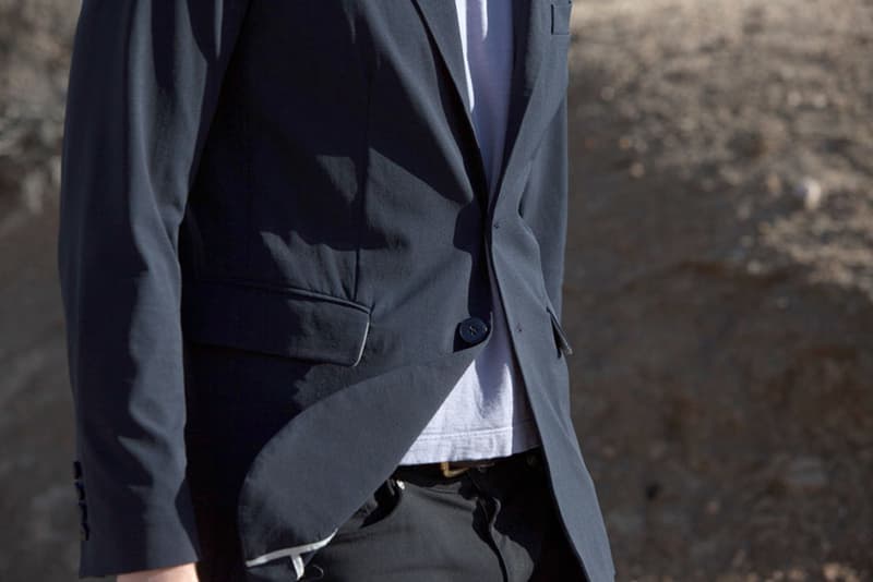 Outlier Ultralight Blazer 輕量機能夾克