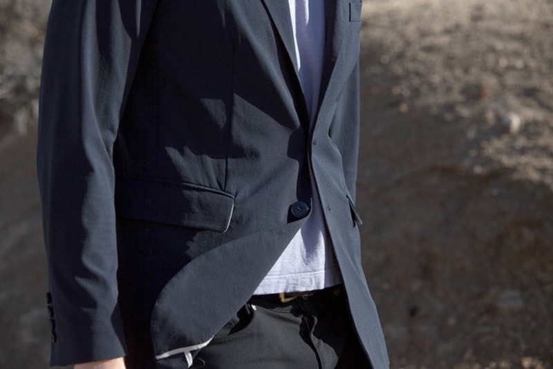 Outlier Ultralight Blazer 輕量機能夾克