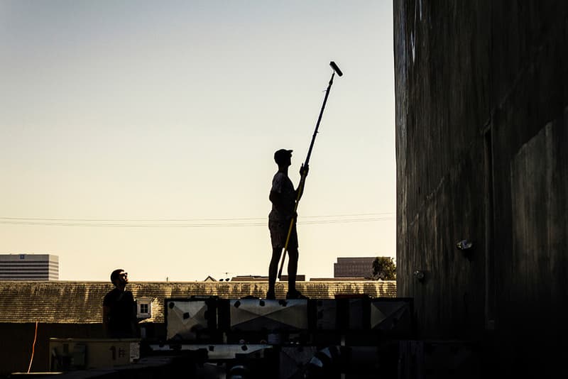 Anthony Lister 在洛杉磯西區 theAudience 繪製最新作品