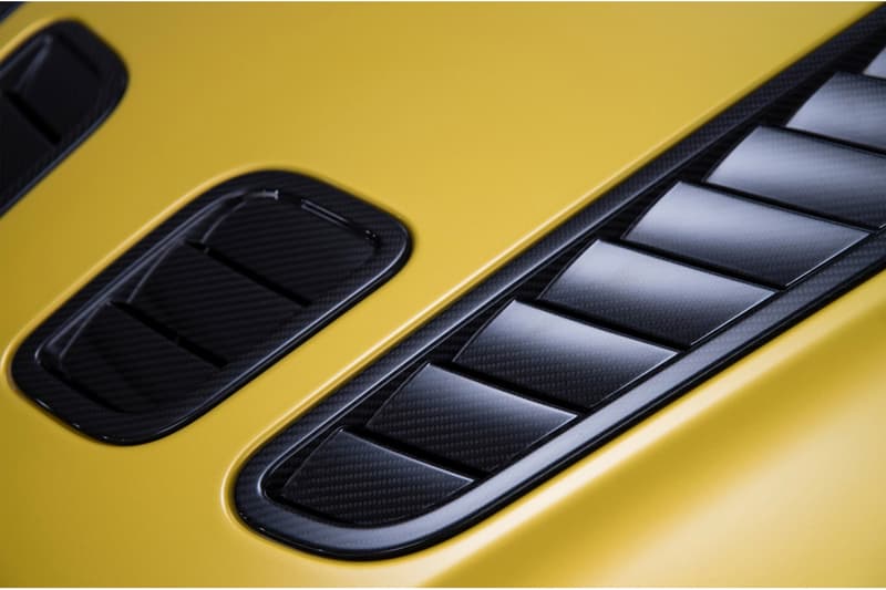 Aston Martin V12 Vantage S 車款