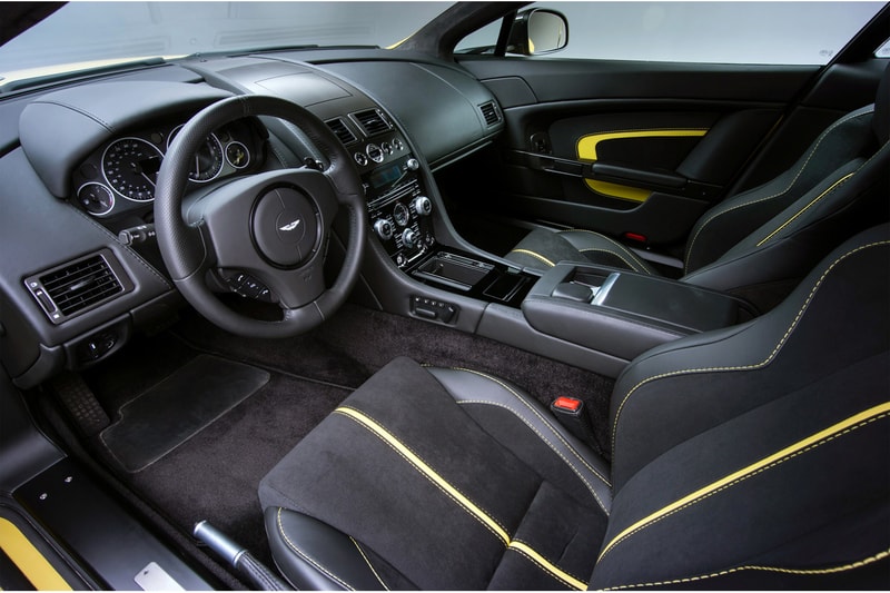 Aston Martin V12 Vantage S 車款