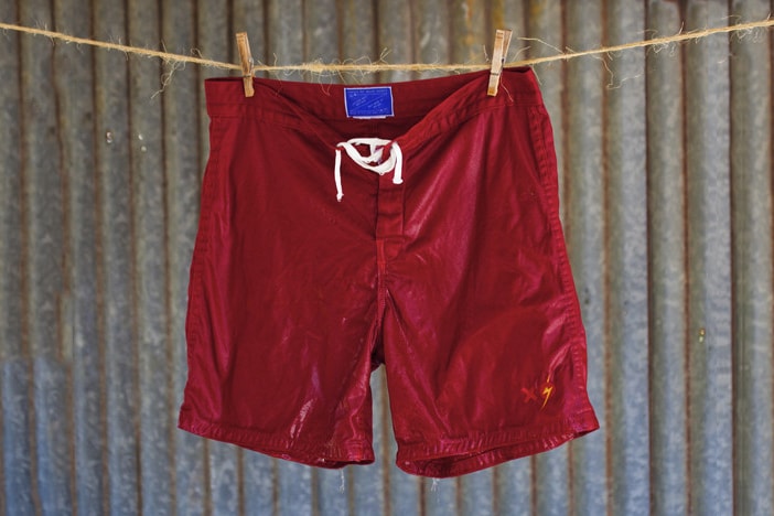 Best Made Co. x Lightning BOLT Famous Red 衝浪短褲