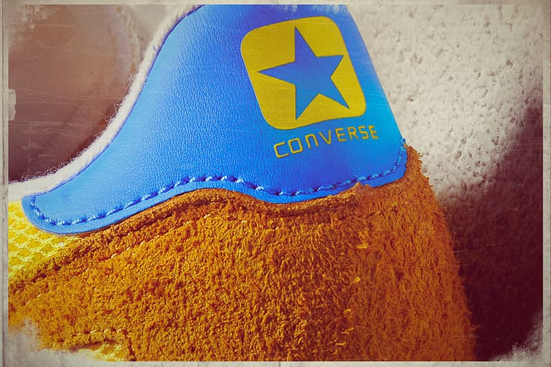 Converse Auckland Racer size? 獨佔跑鞋