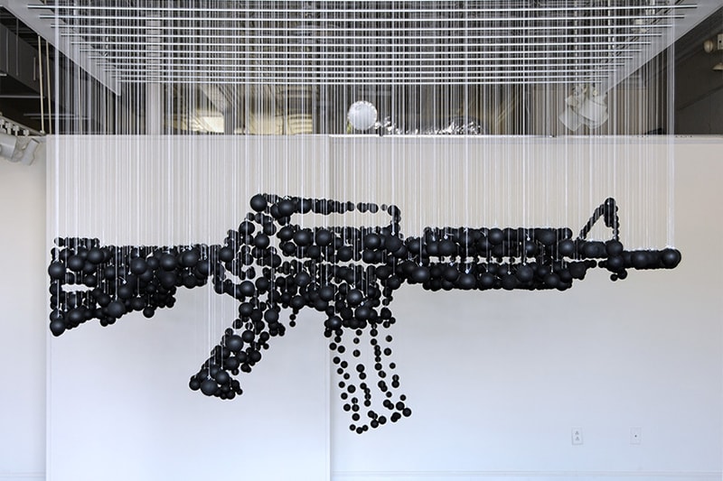 藝術家 Michael Murphy 打造大型藝術裝置 “Damage”