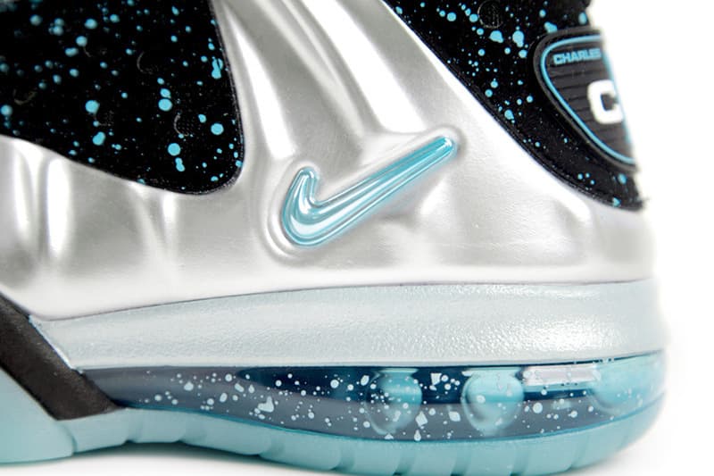 Nike Barkley Posite Max Silver/Gamma Blue 配色