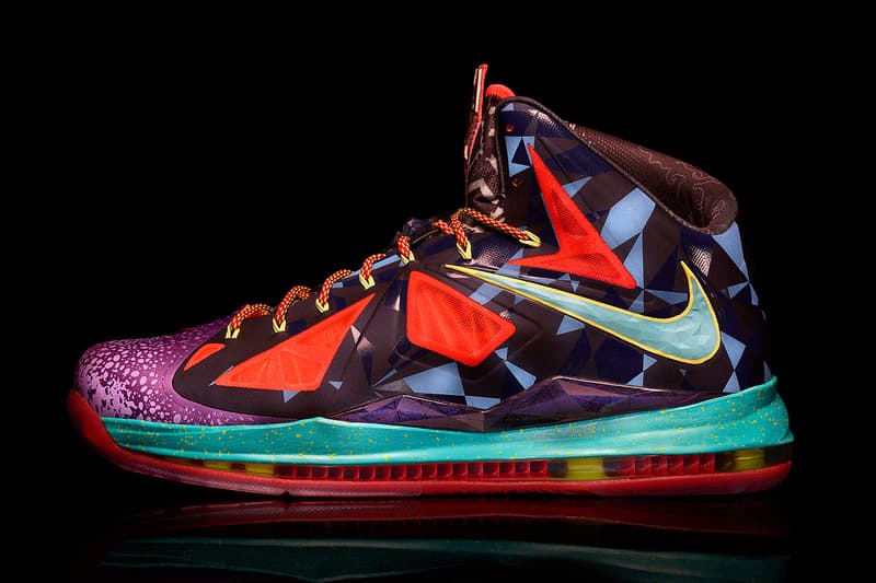 Nike 為 Lebron James 再次封為 MVP 特別打造 Lebron X MVP 球鞋