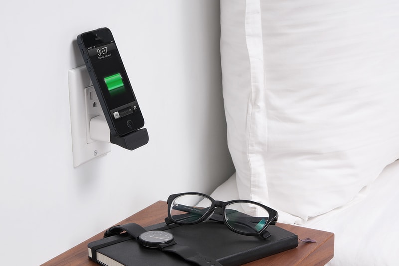 The MiniDock for iPhone 5 直立式充電器