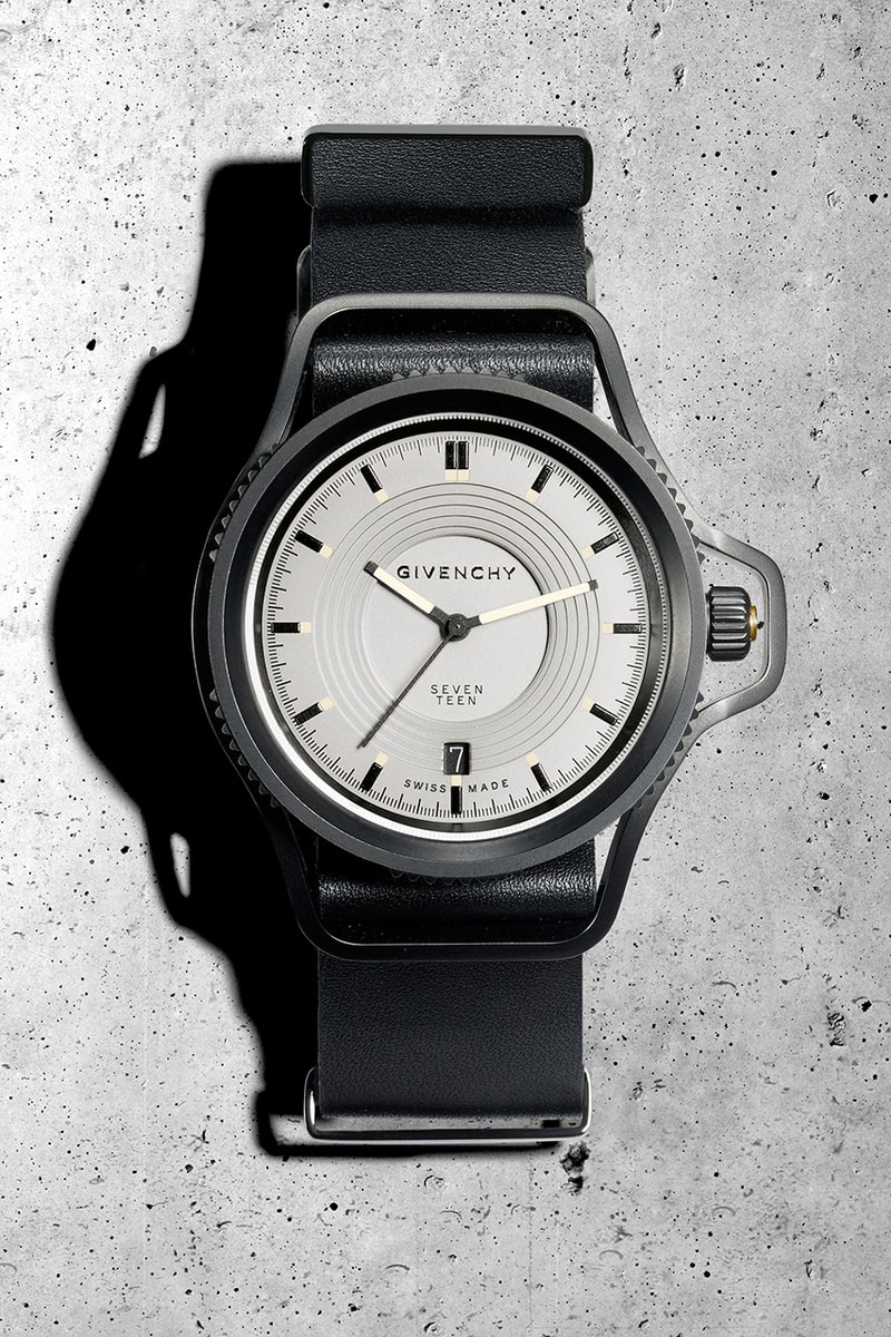 Riccardo Tisci 打造 Givenchy Seventeen 腕錶