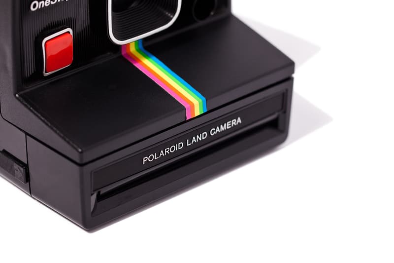 IMPOSSIBLE 推出復古 Polaroid 相機