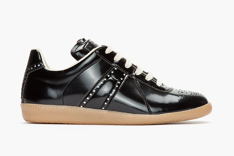 Maison Martin Margiela 2013 秋冬 Black Patent Reflective Mock-Brogue Sneaker 鞋款