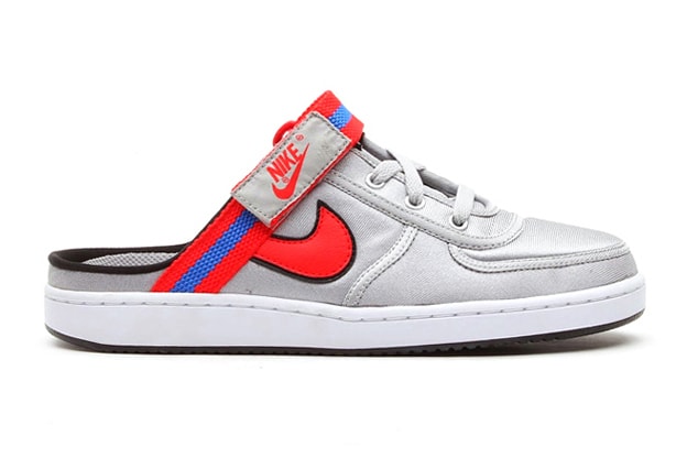 Nike Vandal Clog 鞋款