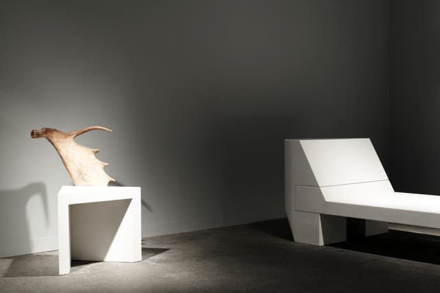 Rick Owens 都會極簡風格傢俱展 ＠ Salon94