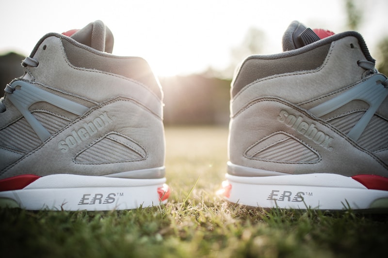 Solebox x Reebok OmniZone Pump Butter Grey/Reflective Silver 聯名球鞋