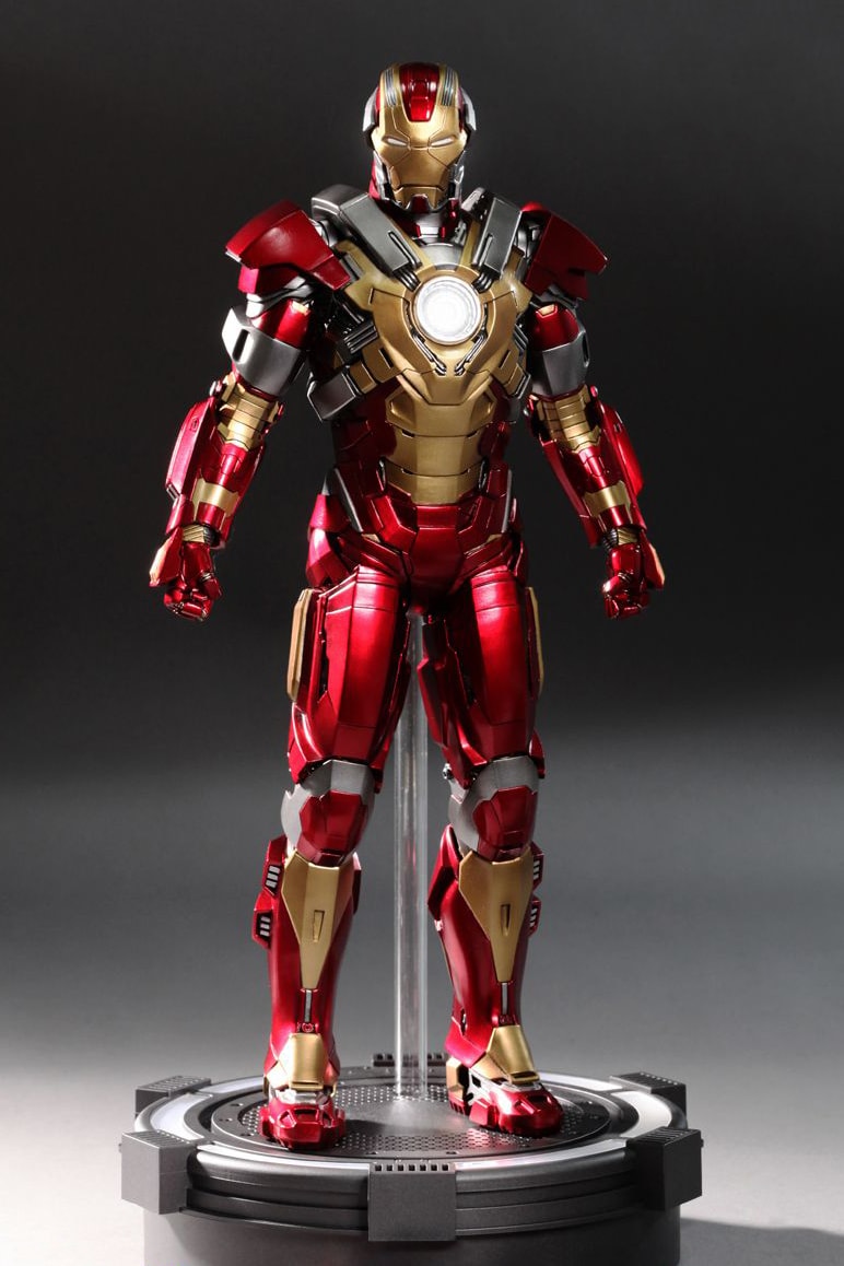 Hot Toys Iron Man 3 “Heartbreaker” Mark XVII 限定版人偶