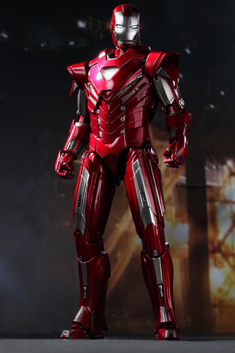 Hot Toys Iron Man 3 Silver Centurion Mark XXXIII 珍藏版人偶