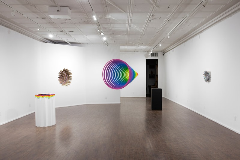 Jen Stark 於 Cooper Cole 舉辦 “Vortextural” 個人展覽