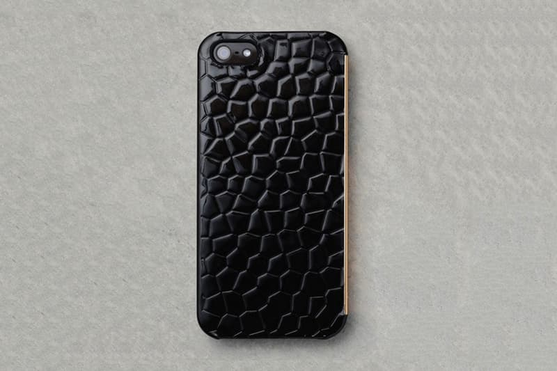 Kate Moss 發佈 “Fashion Tech” 配件系列