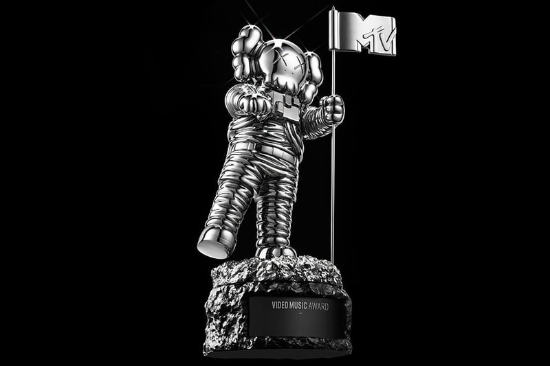 KAWS 重塑 MTV Video Music Awards「Moonman」獎座專訪視頻曝光