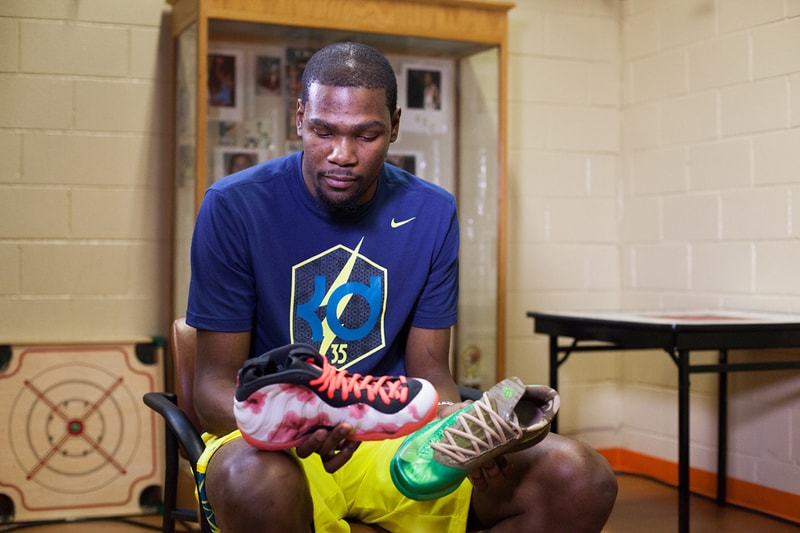 Kevin Durant 談及最新發佈的簽名式鞋款以及對於中國籃球文化的看法