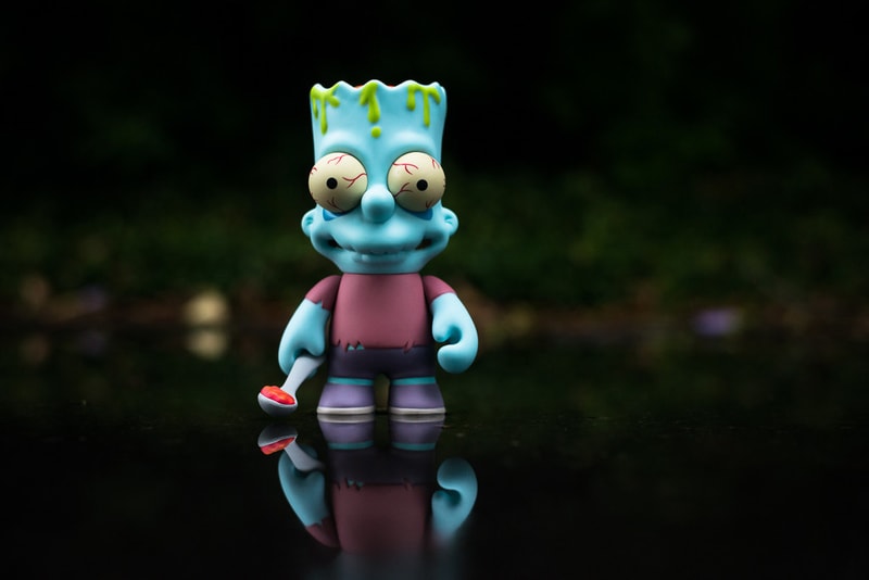 The Simpsons x Kid Robot Zombie Bart Toy 玩偶