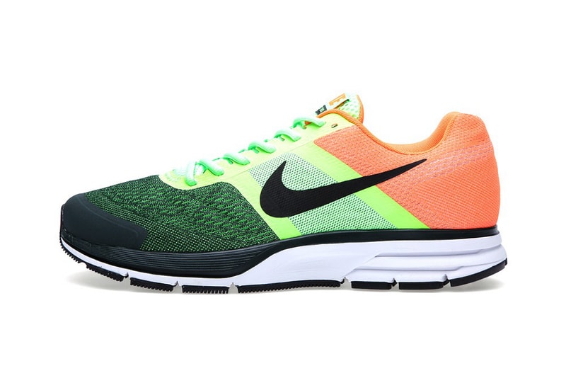 Nike Air Pegasus+ 30 “Flash Lime” 跑鞋