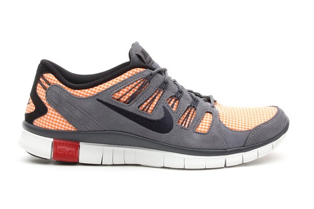 Nike Free 5.0 EXT QS “Gingham” 鞋款