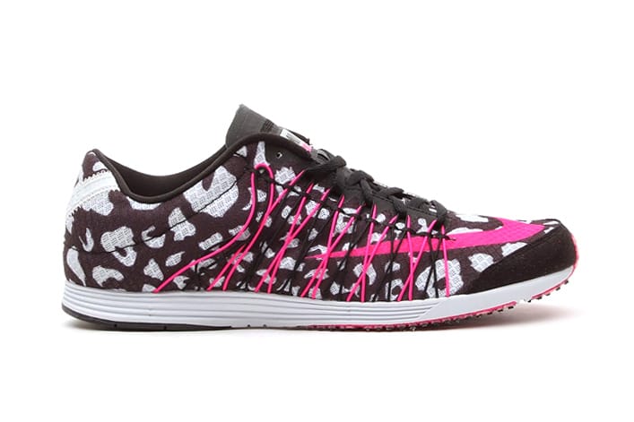 Nike LunarSpider R4 Black/Pink Foil-Pure Platinum 配色