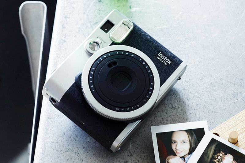 Fujifilm 發佈 instax mini90 拍立得相機