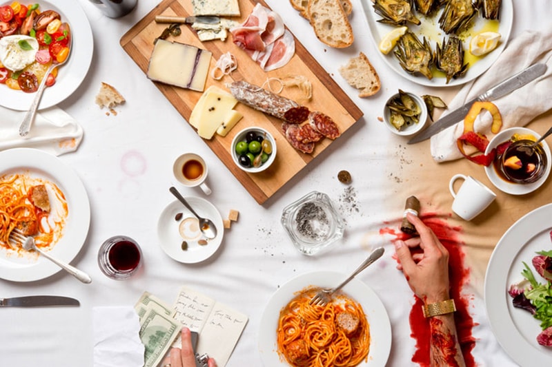 Davide Luciano 和 Claudia Ficca 的 “Meals Interrupted” 攝影系列作品