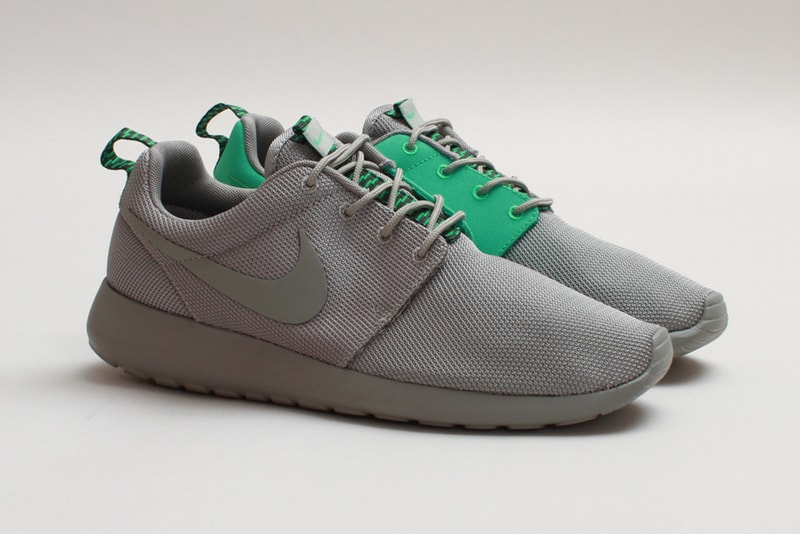 Nike 2013 夏季 Roshe Run “Split” 系列跑鞋
