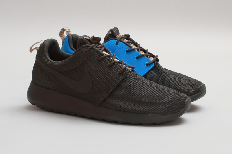Nike 2013 夏季 Roshe Run “Split” 系列跑鞋