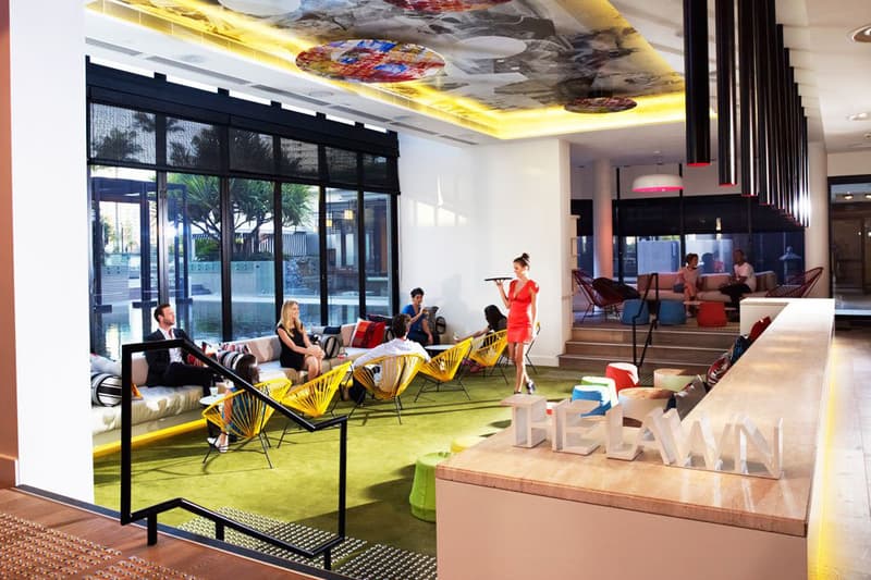 QT Hotel Gold Coast 概念酒店