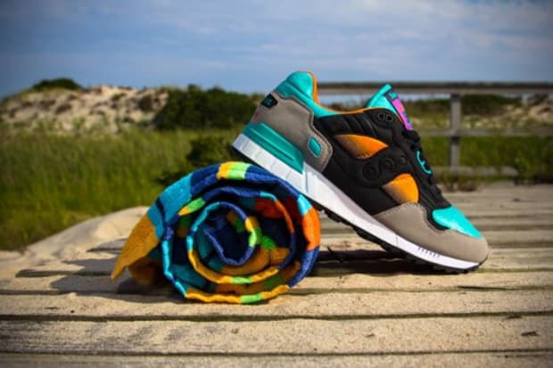 WEST NYC x Saucony Shadow 5000「Tequila Sunrise」聯乘鞋款